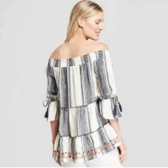 Knox Rose Linen Blend Off Shoulder Tiered Floral Embroidered Striped Top Size M - Picture 2 of 7